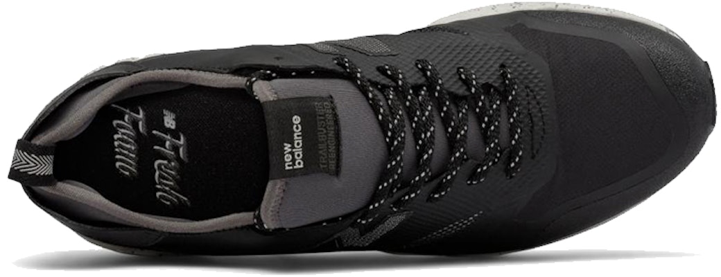 New Balance Fresh Foam Trailbuster 'Hitam Putih' Sepatu Trail MFLTBBG Lookbook New Balance Fresh Foam Trailbuster 'Hitam Putih' Sepatu Trail MFLTBBG
