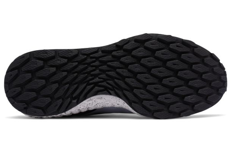 Shop New Balance Fresh Foam Trailbuster 'Kelabu' MFLTBGP