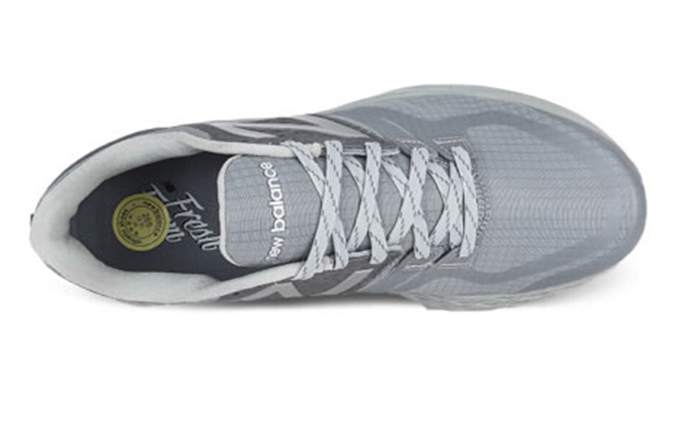 Lookbook New Balance NB Fresh Foam Vongo「月相」耐磨透氣 低幫 跑步鞋 男款 灰色