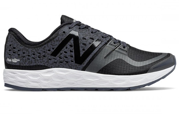 New Balance Fresh Foam Vongo Moon Phase 舒適透氣 低筒運動跑步鞋 黑色 Order New Balance Fresh Foam Vongo Moon Phase 舒適透氣 低筒運動跑步鞋 黑色