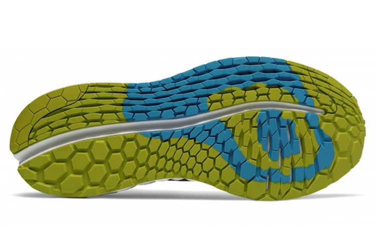 Shop New Balance Fresh Foam Vongo V2 'Abu-abu' MVNGONM2