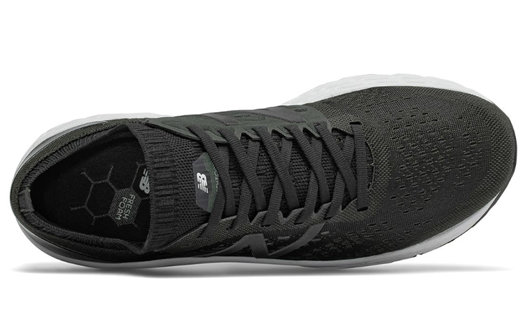 Lookbook New Balance Fresh Foam Vongo v4 ''Nero Bianco'' MVNGOBK4