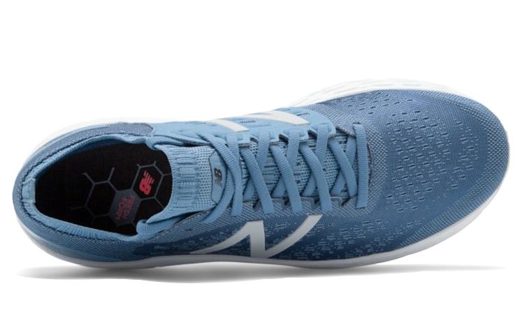 Lookbook ニューバランス フレッシュフォーム ヴォンゴ V4 ブルー MVNGOLB4