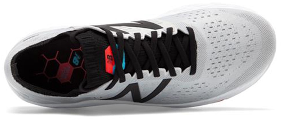 New Balance Fresh Foam Vongo v4 低筒跑步鞋 灰白色 Lookbook New Balance Fresh Foam Vongo v4 低筒跑步鞋 灰白色