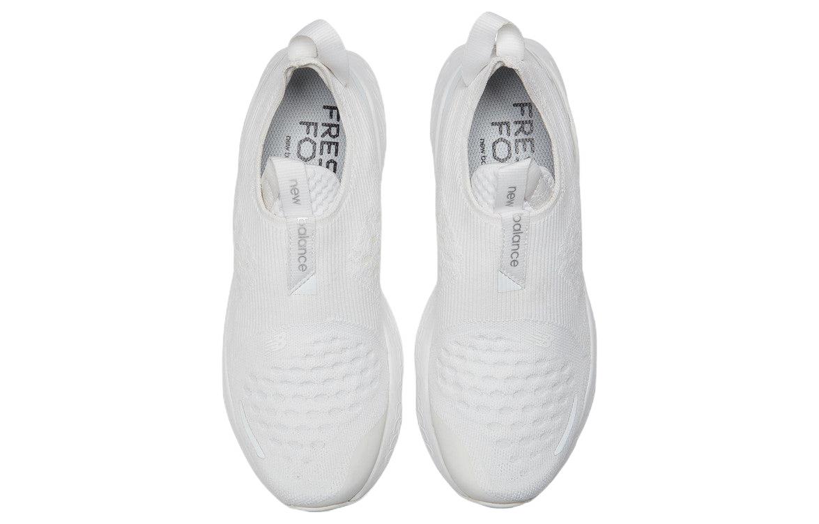 Shop New Balance 新鮮泡沫X 1080 無鞋帶 舒適透氣跑步鞋 白色