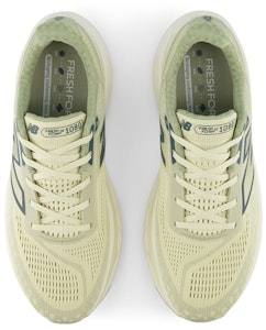 New Balance Fresh Foam X 1080 v14 M14 Sepatu Lari Pria M1080M14-2E Lookbook New Balance Fresh Foam X 1080 v14 M14 Sepatu Lari Pria M1080M14-2E