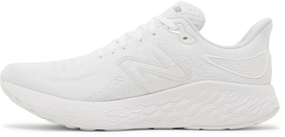 New Balance Fresh Foam X 1080v12 'Putih Arctic Fox' M108012W Lookbook New Balance Fresh Foam X 1080v12 'Putih Arctic Fox' M108012W