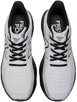 New Balance Fresh Foam X 1080v12 'Putih Hitam' M1080X12 Shop New Balance Fresh Foam X 1080v12 'Putih Hitam' M1080X12