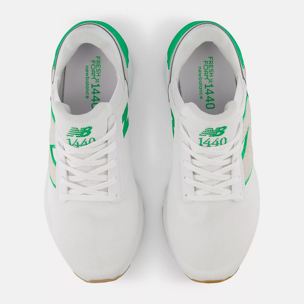 Shop 新百伦Fresh Foam X 1440休闲鞋 白绿配色 白色款 M1440AG1-2E