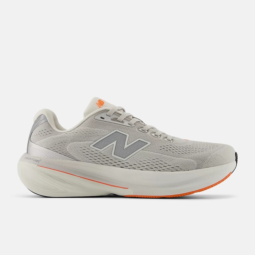 New Balance 860 v15 Running Shoes. M8605OQ-2E