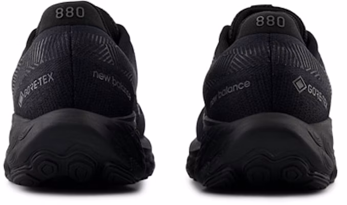 New Balance Fresh Foam X 880v14 GTX 'Hitam' M880GA14-2E Sizing New Balance Fresh Foam X 880v14 GTX 'Hitam' M880GA14-2E