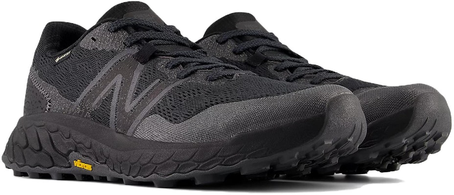 New Balance Fresh Foam X Hierro v7 GORE-TEX 'Black Magnet' Hitam Magnetik MTHIGGK7 Lookbook New Balance Fresh Foam X Hierro v7 GORE-TEX 'Black Magnet' Hitam Magnetik MTHIGGK7