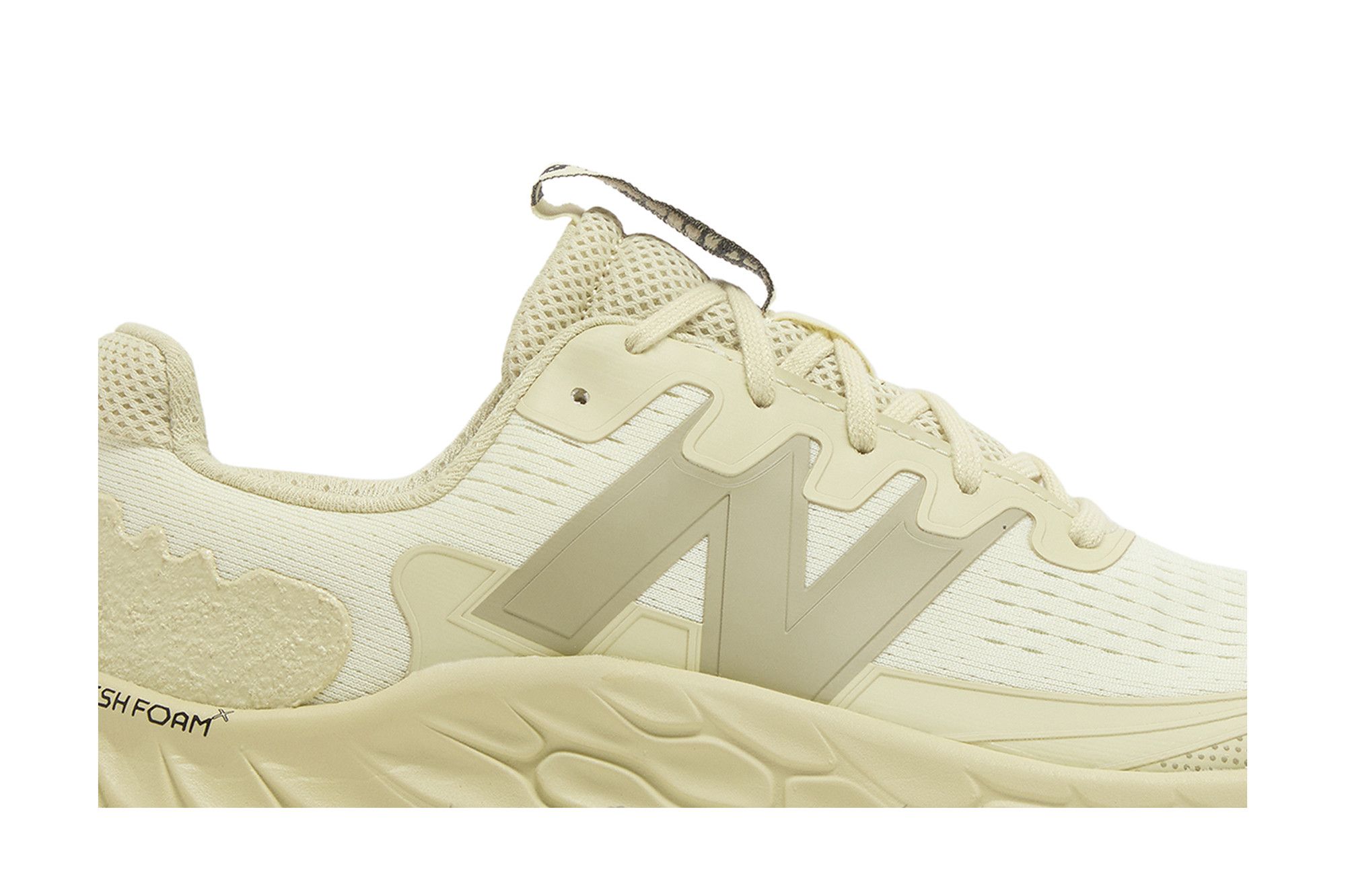 Order New Balance Fresh Foam X More Trail v3 ''Pistachio Butter'' Heren/Dames Sneakers MTMORNGR