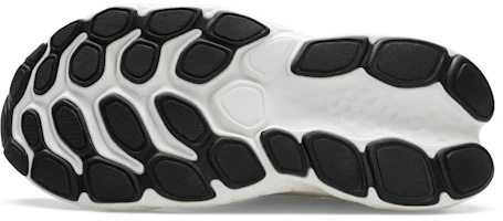 Purchase 新百倫 Fresh Foam X More v4 '白黑' MMORCW4