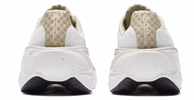 Details for New Balance Fresh Foam X More v5 HL5 跑鞋 WMORHL5-D
