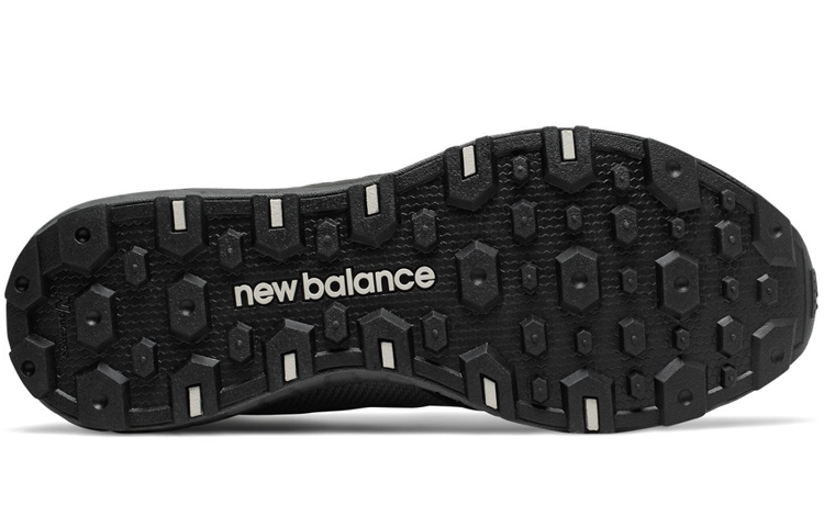 Shop 新百伦 Fresh FoamCrag v2 D '黑灰色' MTCRGLK2