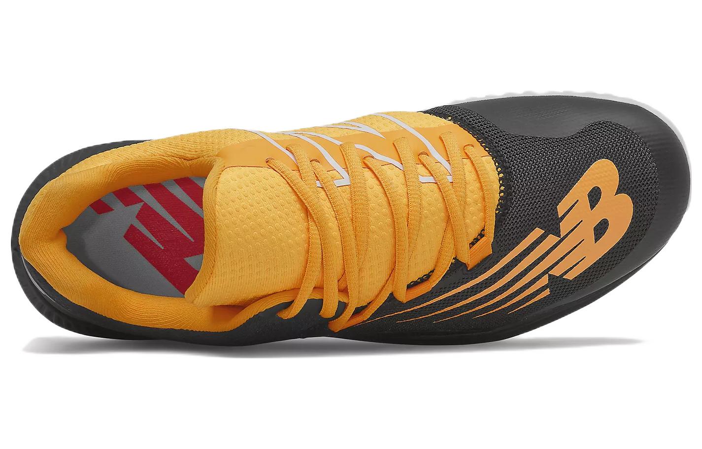 Shop New Balance FuelCell 4040v6 TF ''Zwart Geel'' T4040BY6