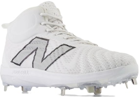 New Balance FuelCell 4040v7 Mid Metal 'Optic White Raincloud' Putih Hujan M4040TW7 Lookbook New Balance FuelCell 4040v7 Mid Metal 'Optic White Raincloud' Putih Hujan M4040TW7