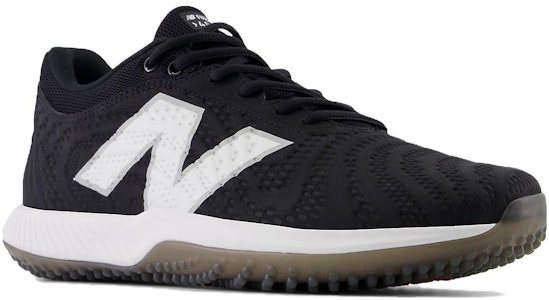 New Balance FuelCell 4040v7 TF 'Negro Óptico Blanco' T4040SK7 Lookbook New Balance FuelCell 4040v7 TF 'Negro Óptico Blanco' T4040SK7