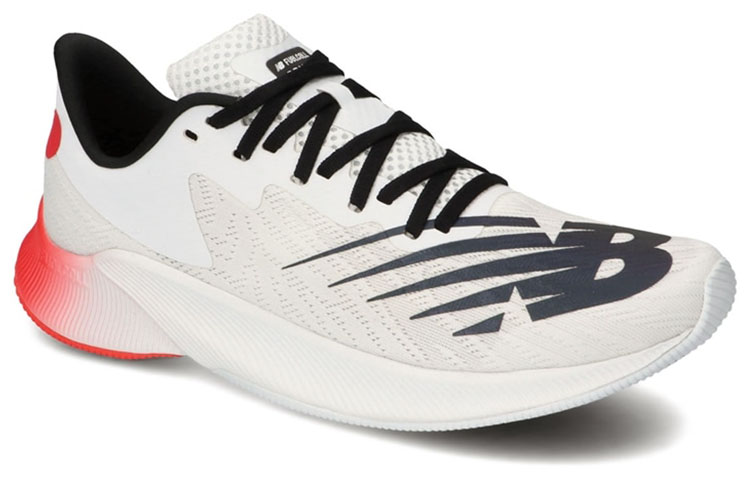 Lookbook ニューバランス FuelCell 白赤黒 MFCPZTW