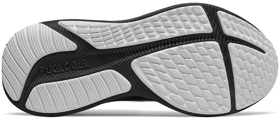 New Balance FuelCell D-Wide Hitam MFCFLLK Shop New Balance FuelCell D-Wide Hitam MFCFLLK