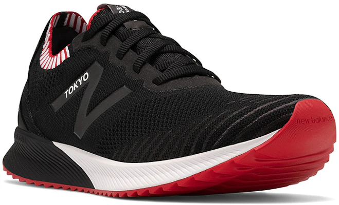 New Balance FuelCell Echo ''Zwart Rood Wit'' MFCECBTR Lookbook New Balance FuelCell Echo ''Zwart Rood Wit'' MFCECBTR