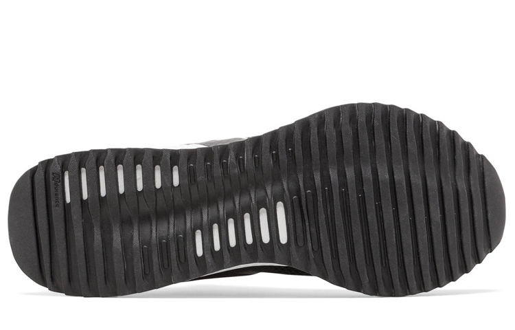 Shop New Balance FuelCell Echo Triple D Scarpe MTRPBBR