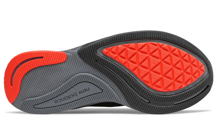Shop ニューバランス FuelCell プリズム "ブラックレッド" MFCPZBG