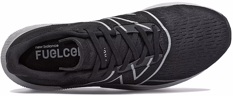 ニューバランス FuelCell Propel v2 黒白 MFCPRBW2 Lookbook ニューバランス FuelCell Propel v2 黒白 MFCPRBW2