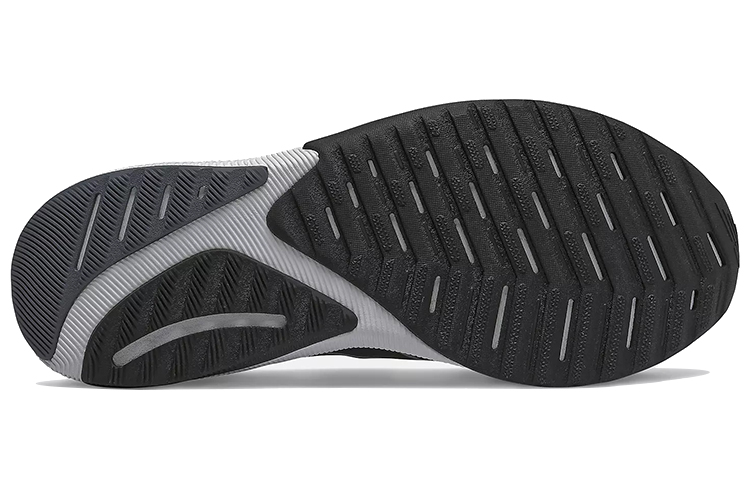 Shop New Balance FuelCell Propel v2 'Negro Blanco' MFCPRBW2