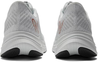 New Balance FuelCell Propel v4 '石英灰銅金屬配色' MFCPRGB4 Lookbook New Balance FuelCell Propel v4 '石英灰銅金屬配色' MFCPRGB4