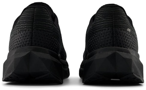 New Balance Fuelcell Propel v5 'Hitam Penuh' MFCPRLK5-2E Sizing New Balance Fuelcell Propel v5 'Hitam Penuh' MFCPRLK5-2E