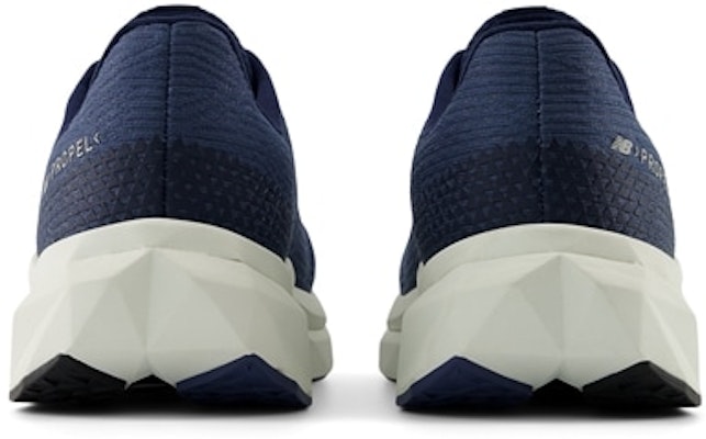 New Balance Fuelcell Propel v5 'Navy' MFCPRLN5-D Sizing New Balance Fuelcell Propel v5 'Navy' MFCPRLN5-D