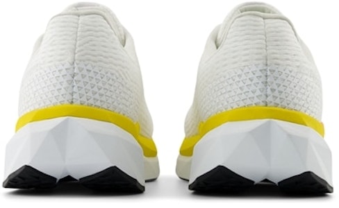 New Balance Fuelcell Propel v5 'Putih Multi' MFCPRLC5-D Sizing New Balance Fuelcell Propel v5 'Putih Multi' MFCPRLC5-D