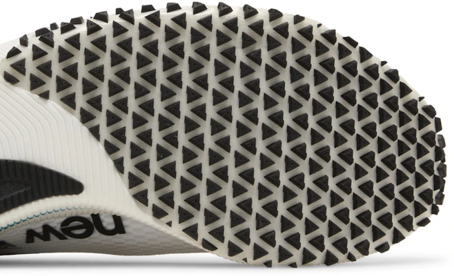 New Balance FuelCell RC Elite 'Putih Hitam' MRCELWB Purchase New Balance FuelCell RC Elite 'Putih Hitam' MRCELWB