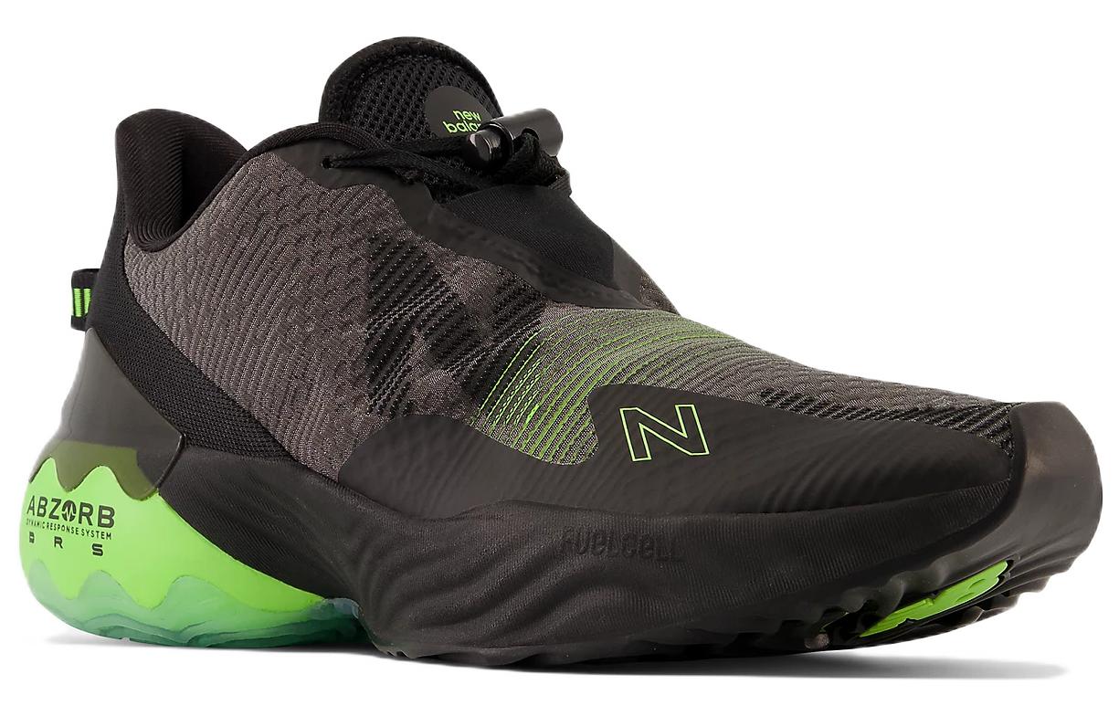 Lookbook New Balance FuelCell Rebel TR ''Schwarz Pixel Grün'' MRBLTRG1