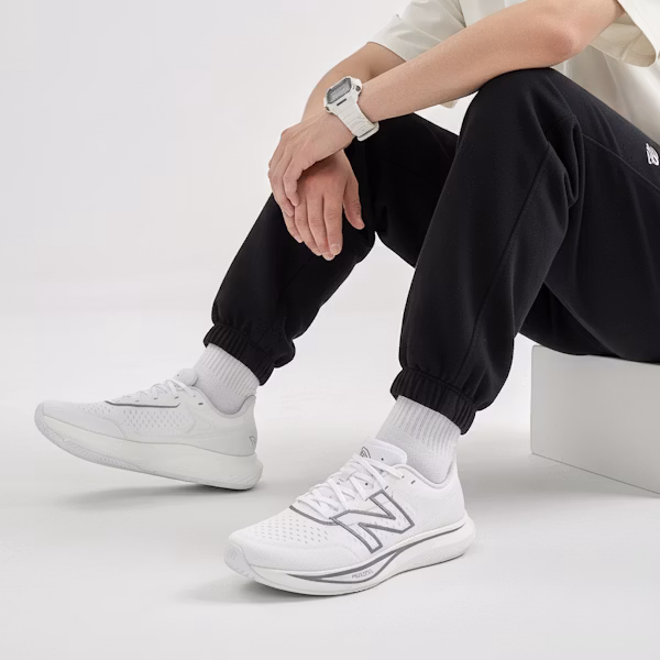 New Balance FuelCell Rebel v3 'White Grey' MFCXMW3 Order New Balance FuelCell Rebel v3 'White Grey' MFCXMW3