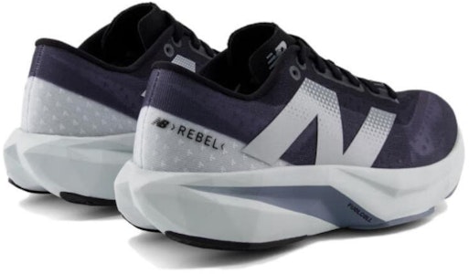 ニューバランス FuelCell Rebel v4 "グラファイト" WFCXLK4 Lookbook ニューバランス FuelCell Rebel v4 "グラファイト" WFCXLK4