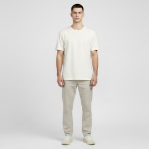 New Balance FuelCell Rebel v4 "白色亚麻" MFCXLJ4 Lookbook New Balance FuelCell Rebel v4 "白色亚麻" MFCXLJ4