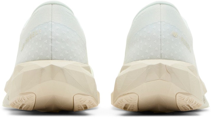 New Balance FuelCell Rebel v4 'Linen Putih' MFCXLJ4 Details for New Balance FuelCell Rebel v4 'Linen Putih' MFCXLJ4
