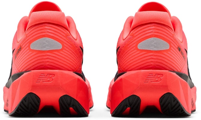 New Balance FuelCell Rebel v5 ''Urgent Red'' Merah Menyala MFCXLA5 Sizing New Balance FuelCell Rebel v5 ''Urgent Red'' Merah Menyala MFCXLA5