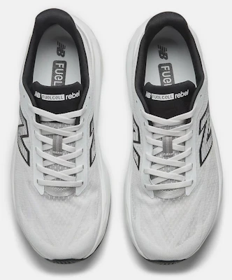 뉴발란스 퓨얼셀 레벨 v5 러닝화 MFCXLM5-2E Lookbook 뉴발란스 퓨얼셀 레벨 v5 러닝화 MFCXLM5-2E