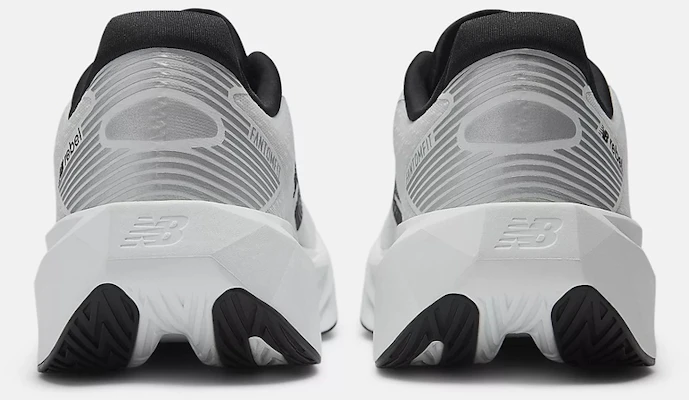 뉴발란스 퓨얼셀 레벨 v5 러닝화 MFCXLM5-2E Details for 뉴발란스 퓨얼셀 레벨 v5 러닝화 MFCXLM5-2E