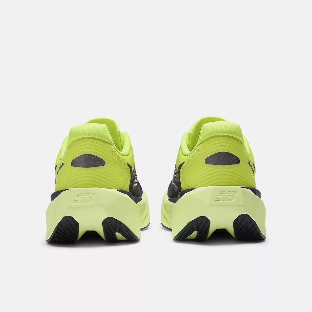 Details for 뉴발란스 퓨얼셀 레벨 v5 러닝화 WFCX3PE-D