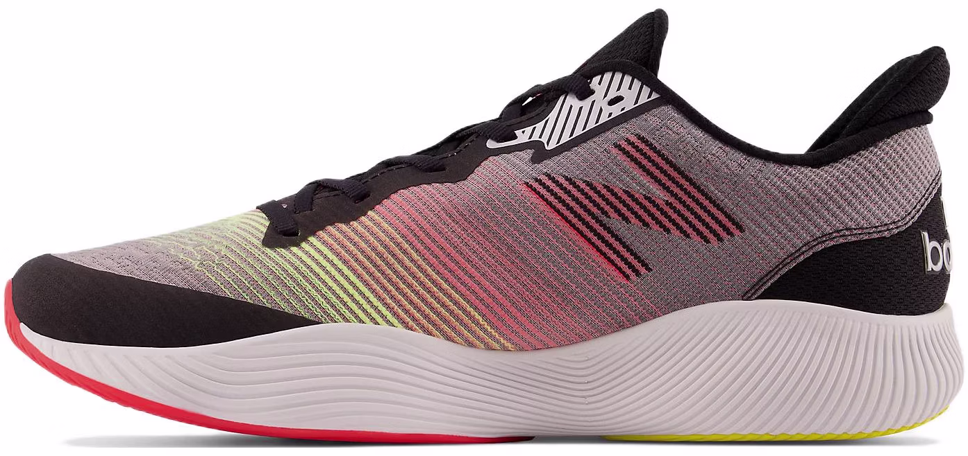 new-balance-fuel-cell-shift-tr-black-red