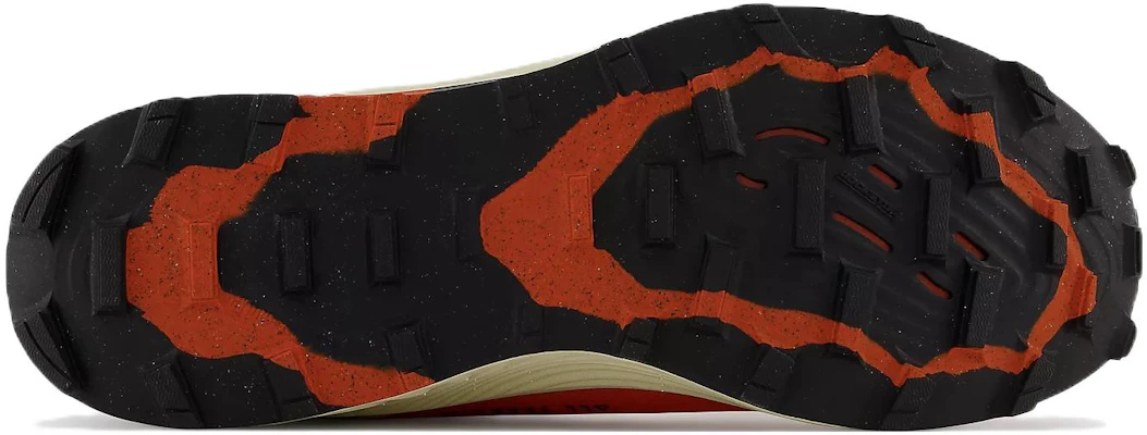 New Balance FuelCell Summit Unknown v3 舒適耐磨跑步鞋 黃紫 Purchase New Balance FuelCell Summit Unknown v3 舒適耐磨跑步鞋 黃紫