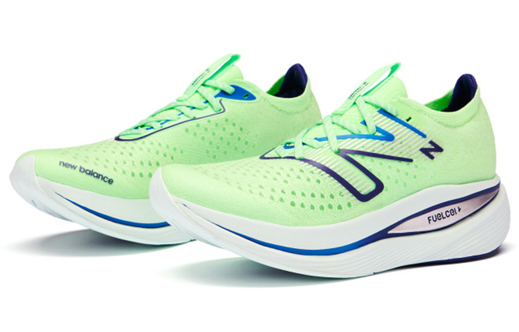 Lookbook New Balance FuelCell SuperComp '活力春光' MRCXLG2