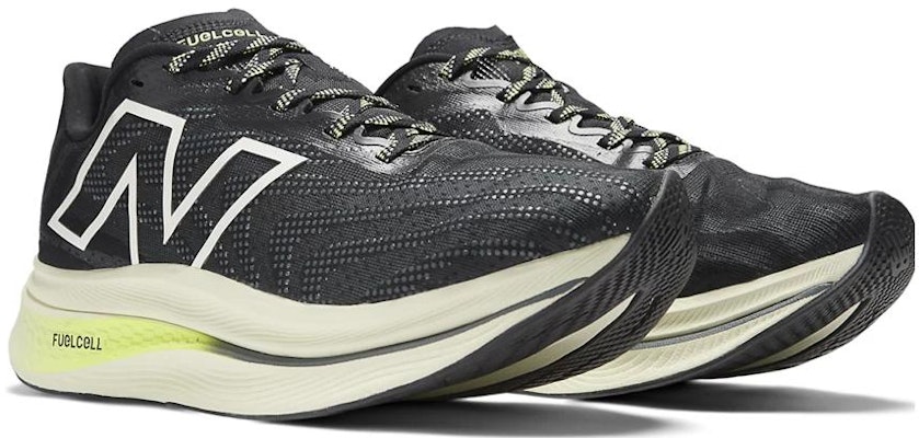 New Balance FuelCell SuperComp Trainer v2 'Black Thirty Watt' MRCXBK3 Lookbook New Balance FuelCell SuperComp Trainer v2 'Black Thirty Watt' MRCXBK3