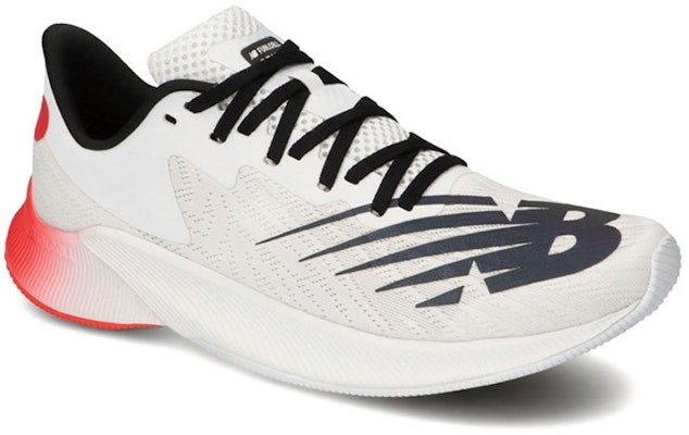New Balance FuelCell 'Putih Merah Hitam' MFCPZTW Lookbook New Balance FuelCell 'Putih Merah Hitam' MFCPZTW