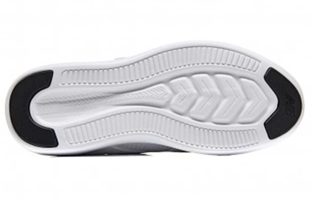 New Balance FuelCore Coast ''Bianco'' MCOASHW3 Purchase New Balance FuelCore Coast ''Bianco'' MCOASHW3